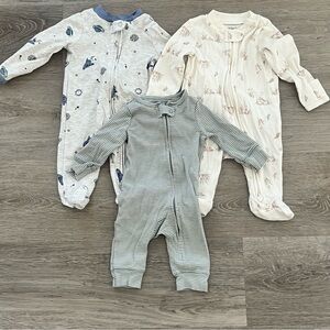 3 months zip front sleep and play pajamas